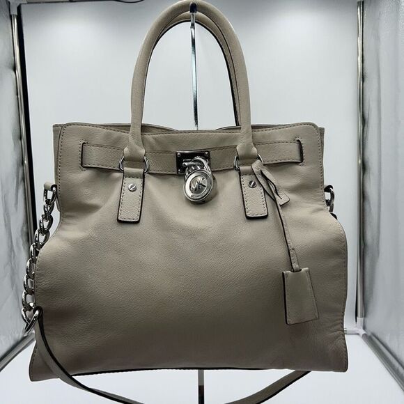 Michael Kors Hamilton Bag In Clay with Silver Hardware Lock and Key - Picture 1 of 16